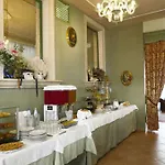 Edera Hotel