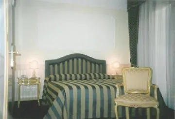 Hotel Edera 3*