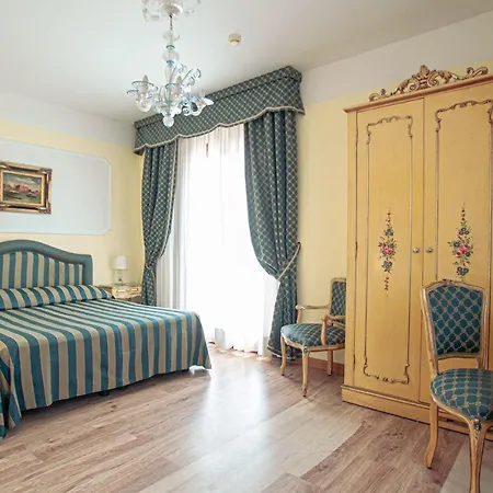 Edera Hotell