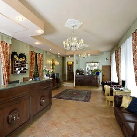 Hotell Edera 3*