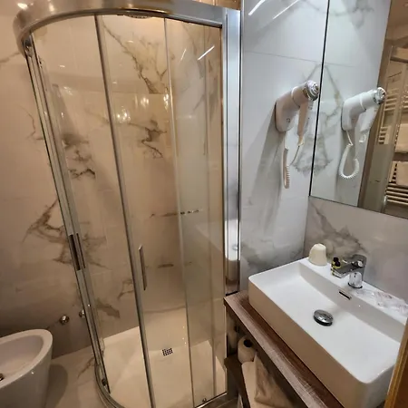 埃德拉别墅酒店 酒店 3*